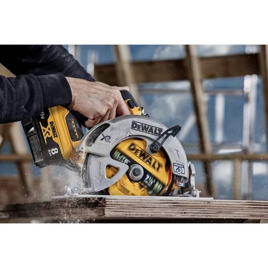 Piła tarczowa DeWALT DWAW714243PK Elite Series