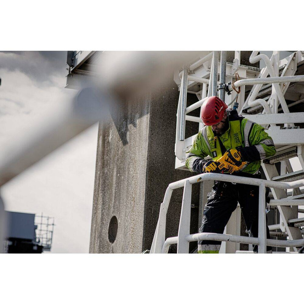 Pilarka szablasta Dewalt DCS367H2T