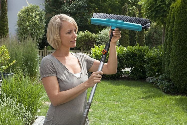 Szczotka do zamiatania ulicy Combisystem Gardena 03622-20