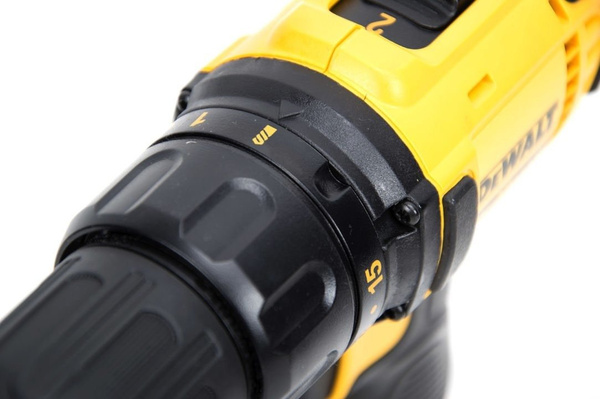 Wiertarko-wkrętarka DeWalt DCD780M2