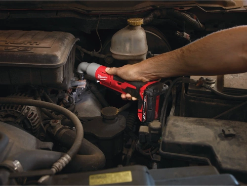 Kątowy klucz udarowy Milwaukee M18 BRAIW-0