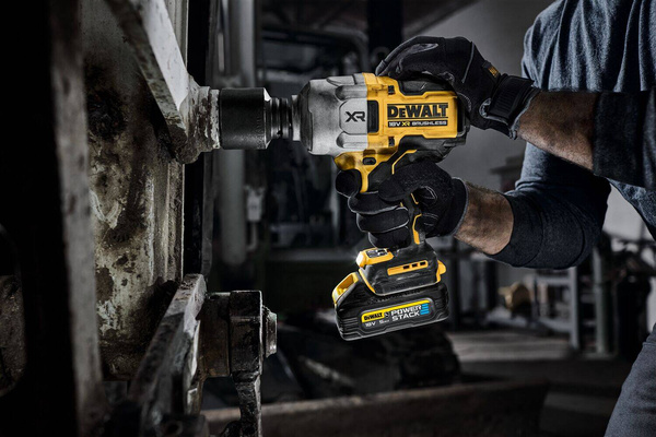Klucz udarowy Dewalt DCF964NT