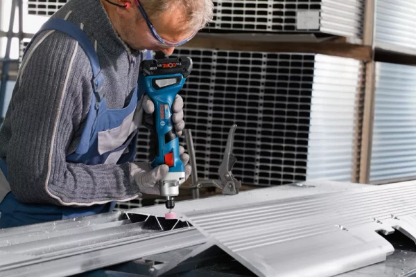 Szlifierka prosta Bosch GGS 18V-20 06019B5401