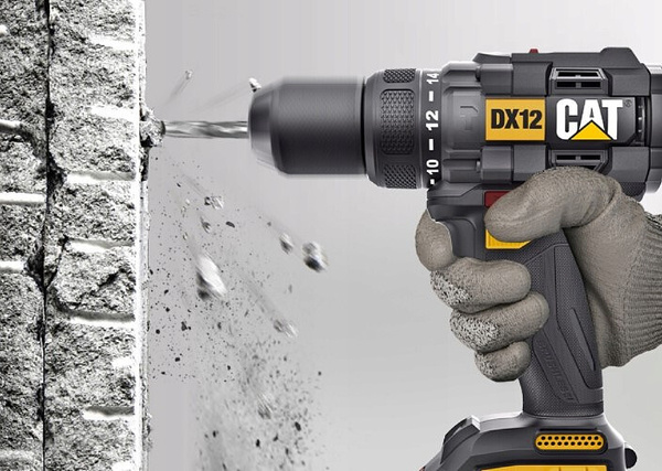 Wiertarko-wkrętarka CAT DX12