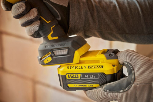 Szlifierka kątowa Stanley Fatmax SFMCG710B