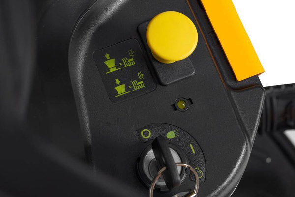 Kosiarka traktorek Stiga Estate 384 M