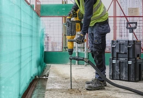 Akumulatorowa młotowiertarka SDS-Max DCH773Y2 DeWalt + 2 x akumulator + ładowarka + walizka