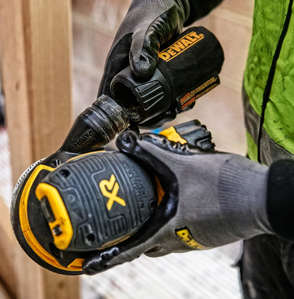 Szlifierka mimośrodowa Dewalt DCW210 z akumulatorem