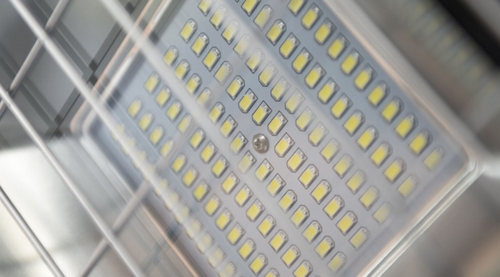 Lampa ze statywem 2,5 m 100 watt 8200 LM LM100R 16004 Partnersite