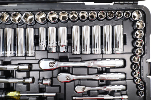 Zestaw kluczy metrycznych i calowych Dewalt DWMT81535-1