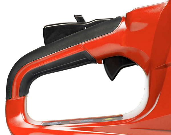 Pilarka łańcuchowa Makita UC030GZ03