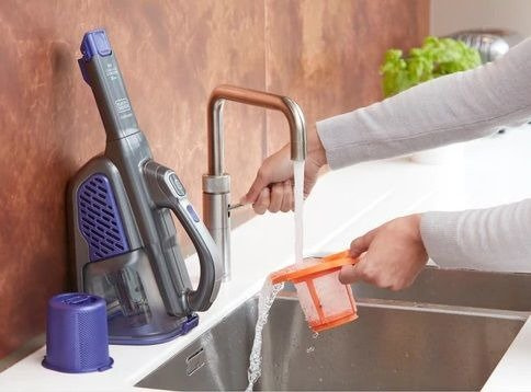 Bezprzewodowy odkurzacz ręczny BHHV520BFP + stacja ładująca + szczotka Black & Decker