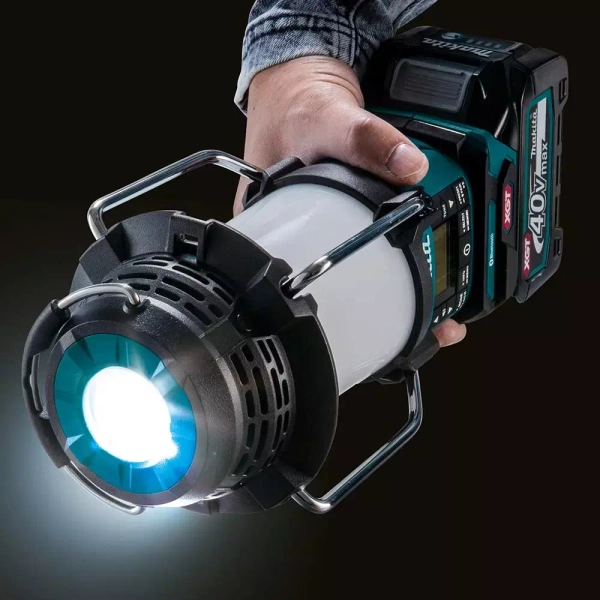Lampa turystyczna z radiem Makita MR009GZ