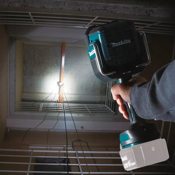 Akumulatorowa latarka 18/14,4 V DML812 Makita