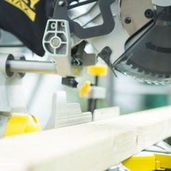 Pilarka ukosowa Stanley Fatmax FME720