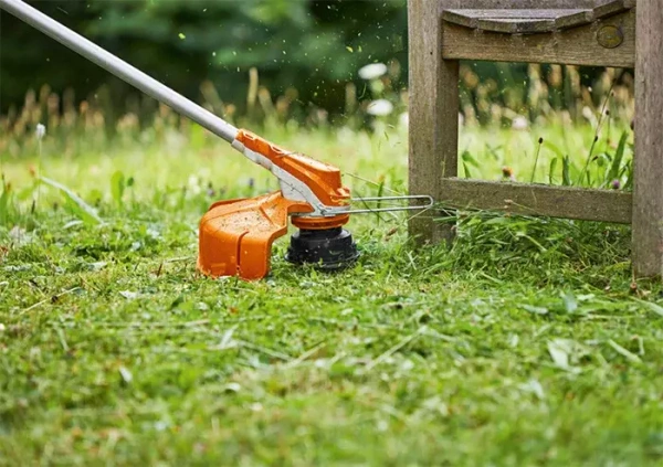 Podkaszarka akumulatorowa Stihl FSA 86 R (FA050115704)