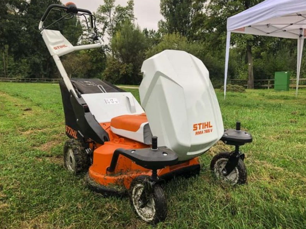 Kosiarka z napędem RMA 765 V Stihl 63920111400