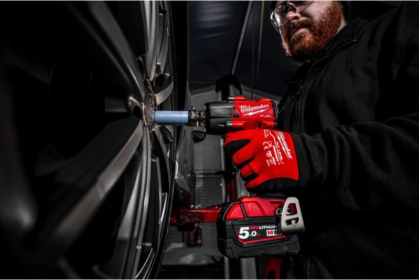 Klucz udarowy Milwaukee M18 FMTIW2P12-0X