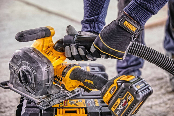 Bruzdownica Dewalt DCG200T2