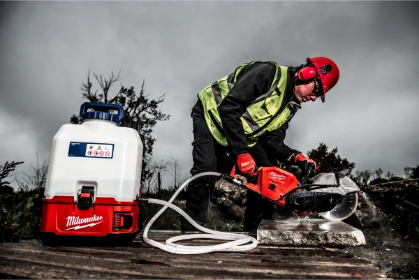 Zbiornik na wodę Milwaukee M18 BPFP-WST