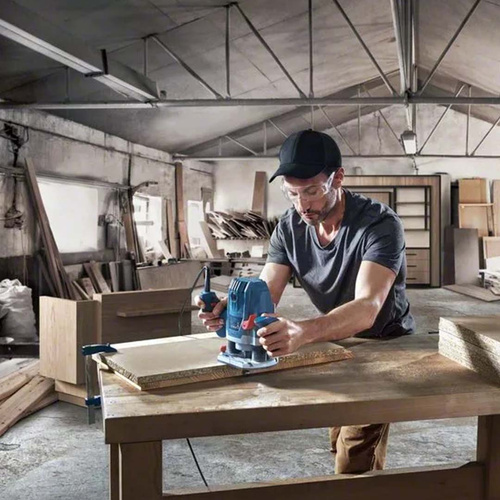 Frezarka górnowrzecionowa Bosch GOF 130 (06016B7000)