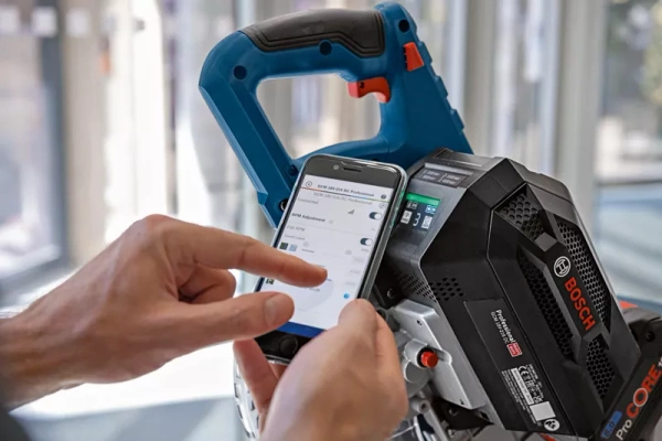 Ukośnica Bosch GCM 18V-216 DC 0601B47000