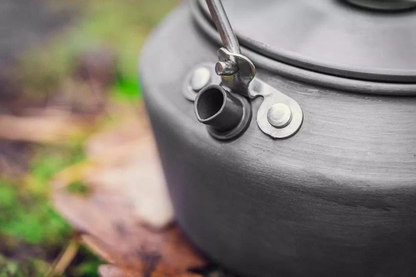 Czajnik turystyczny 0,8 l NEO Tools 63-147