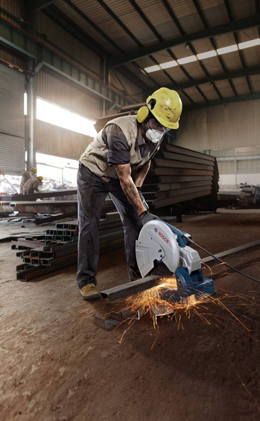 Piła do metalu Bosch GCO 14-24 J