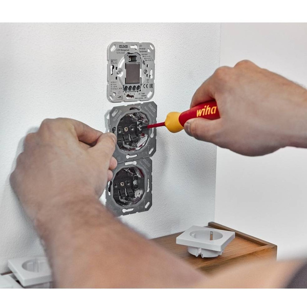 Wkrętak z magazynkiem bitów Wiha 45296 PocketMax