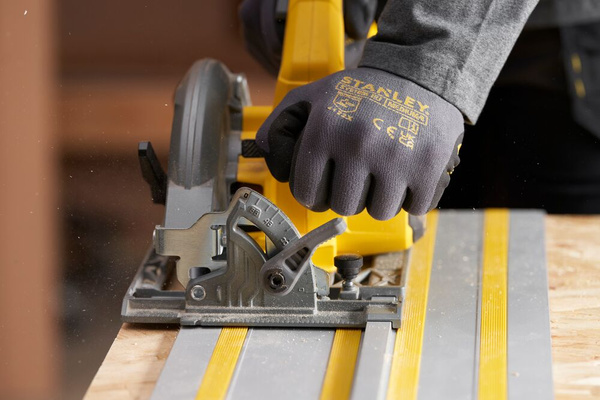 Pilarka tarczowa Stanley Fatmax SFMCS551B-XJ