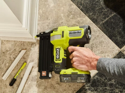 Sztyfciarka Ryobi R18GN18-120S