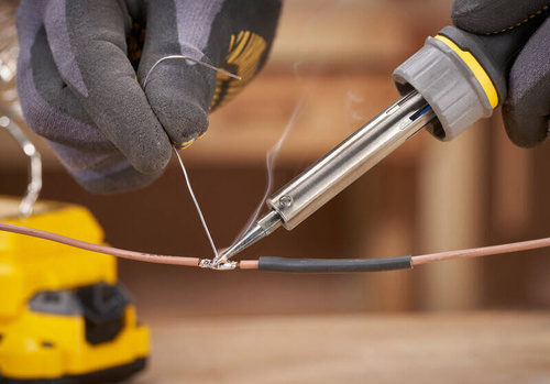 Lutownica akumulatorowa Stanley Fatmax SFMCE040B