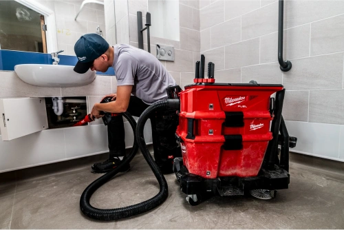 Odkurzacz akumulatorowy Milwaukee M18 FVC23L-0