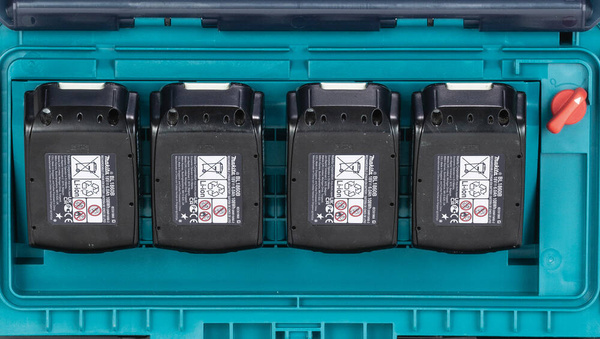 Taczka akumulatorowa Makita DCU602Z