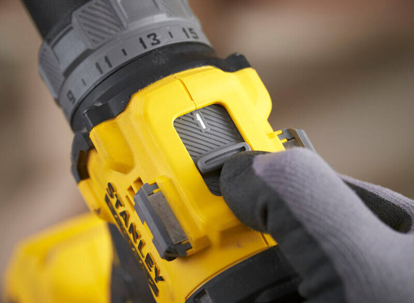 Wiertarko-wkrętarka Stanley Fatmax SFMCD725D2T-QW