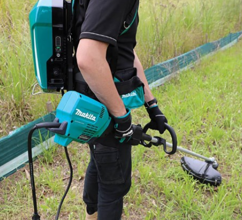 Plecak - przenośna stacja zasilająca MAKITA PDC1200A01