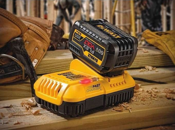 Ładowarka Dewalt DCB118