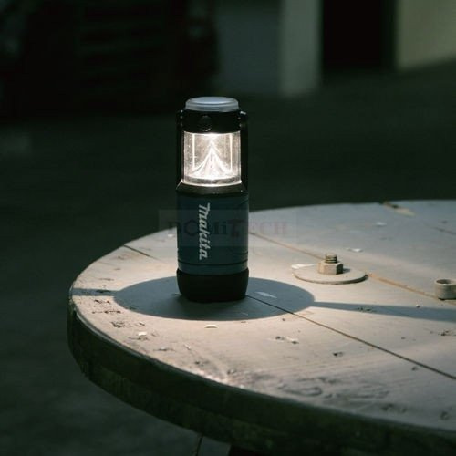 Makita Latarka akumulatorowa ML102 (Solo)