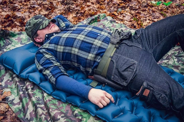 Materac turystyczny NEO Tools 63-149