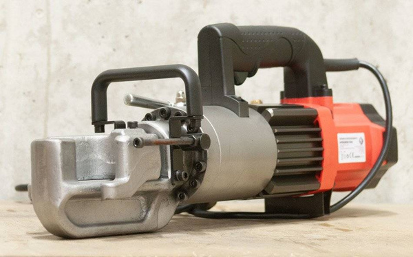 Giętarka do prętów 900W Ottensten RB16G 4PRO