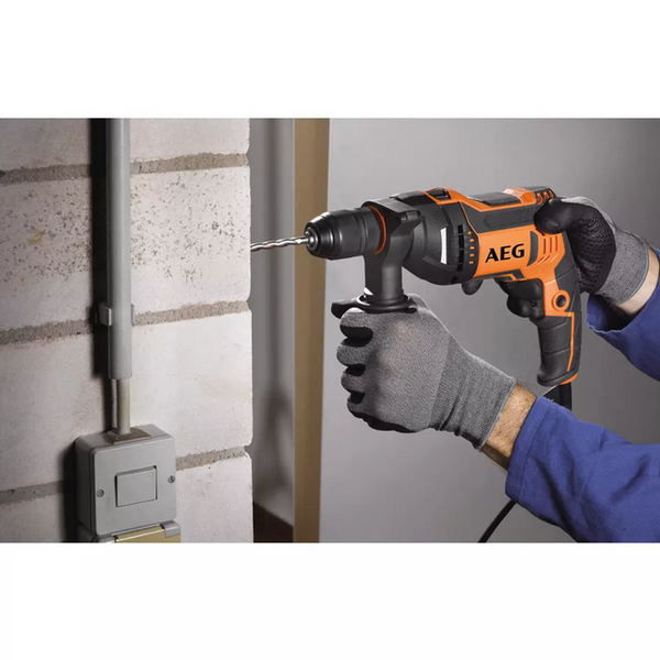 Wiertarka udarowa AEG SBE 750 RE