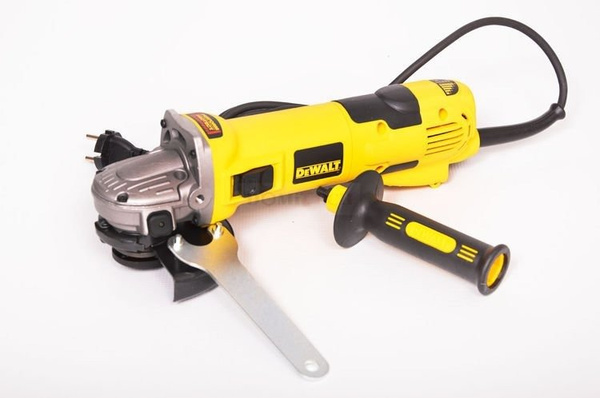 Szlifierka kątowa DeWalt D28136