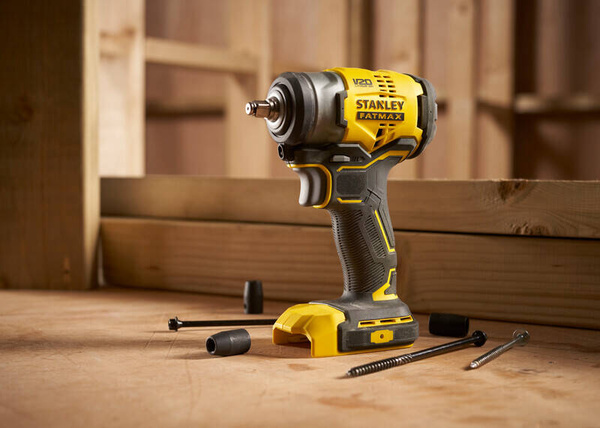 Klucz udarowy Stanley Fatmax SFMCF910B