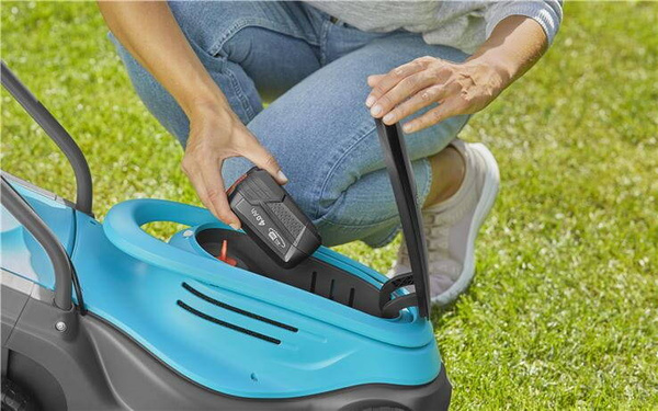 Akumulatorowa kosiarka PowerMax 30/18V P4A (z akumulatorem)