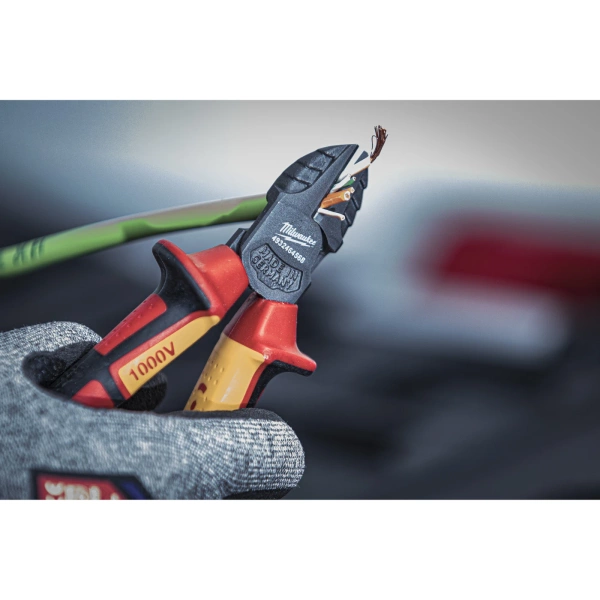 Szczypce boczne VDE 180 mm Milwaukee 4932464568