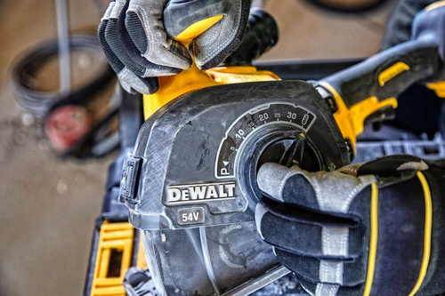 Bruzodwnica Dewalt DCG200NT