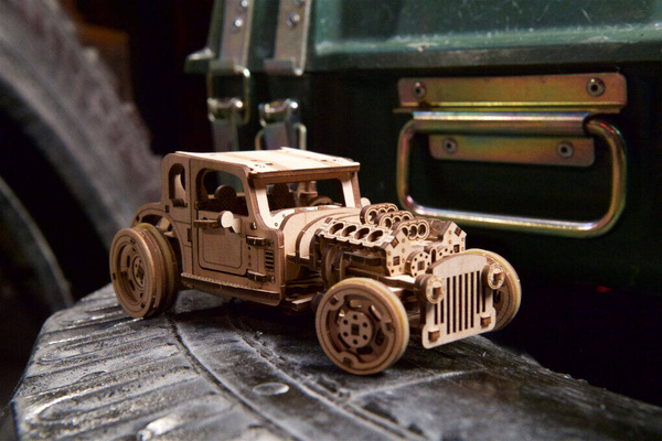 Hot Rod Furious Mouse UGEARS 70192