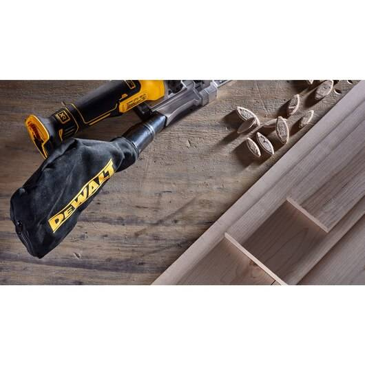 Lamelownica Dewalt DCW682N