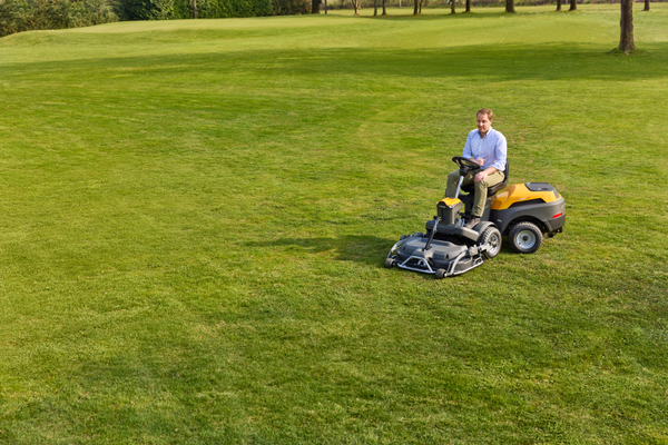 Kosiarka traktorek Stiga Park 500 WX (2F6130645/ST2)