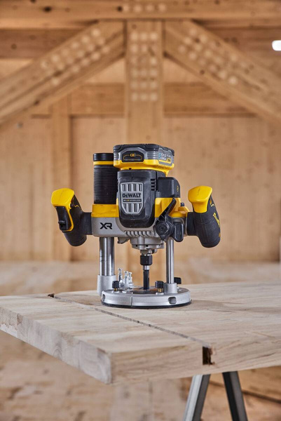 Frezarka Dewalt DCW620H2